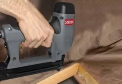 Agrafeuse-cloueuse SENCO LNS3215E Brads 15-30mm / AG 12-25mm - LNS3215E